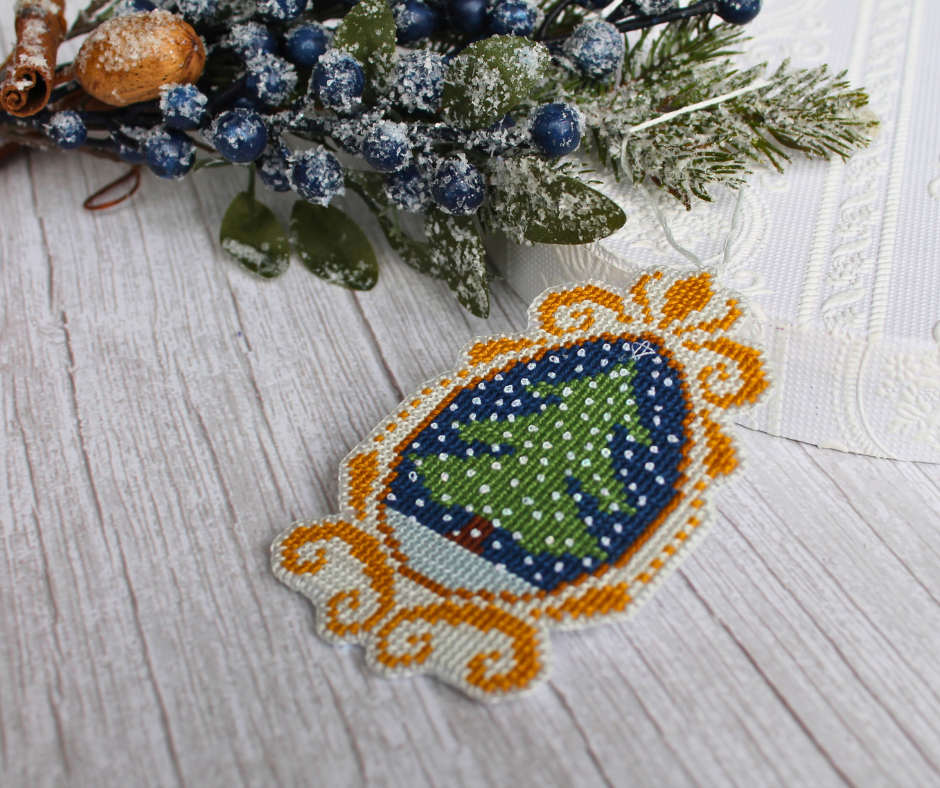 Classic Christmas Tree Ornament Cross-Stitch Pattern