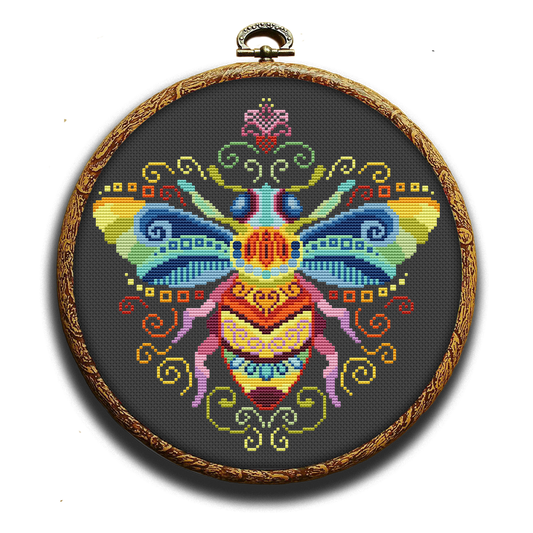 Queen bee cross-stitch pattern by Happy x craft