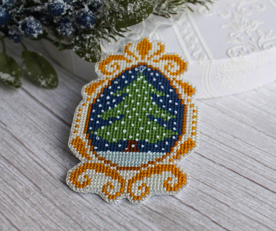 Classic Christmas Tree Ornament Cross-Stitch Pattern